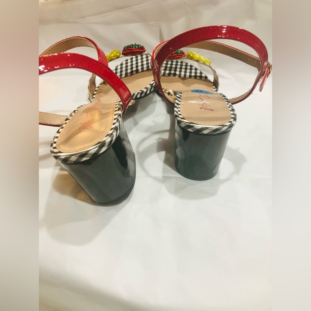 Betsey Johnson gingham print lemon strawberry red patent strap chunky heels sz10 - Picture 7 of 16